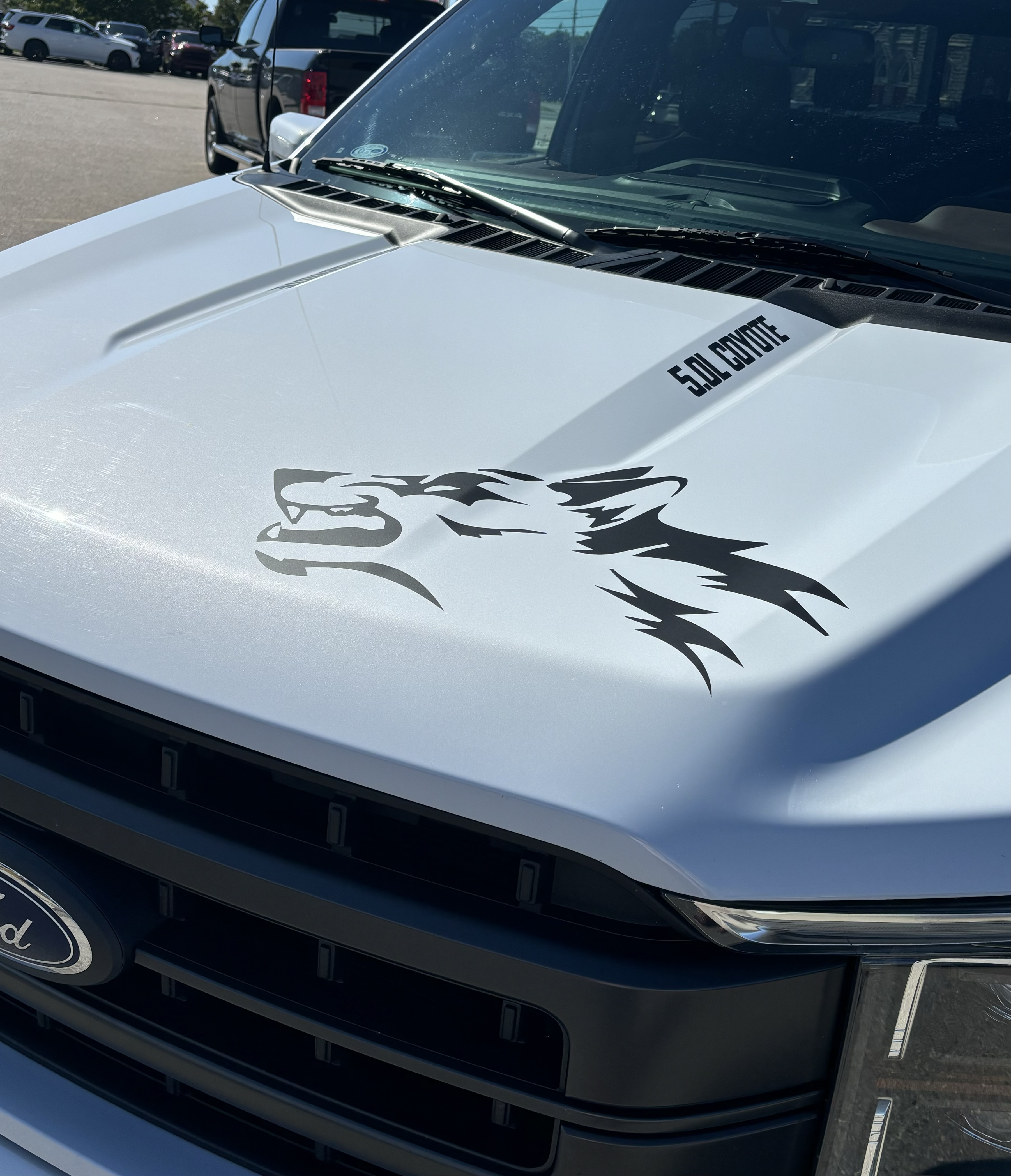 Ford F-150 5.0L Coyote wolf hood decal